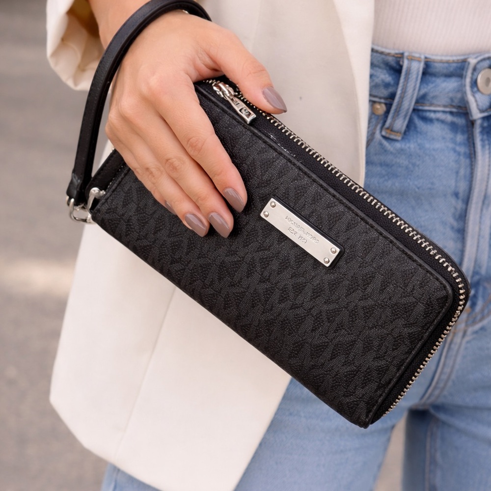 Michael Kors Black Textured Wristlet – NWOT – Classic MK Essential